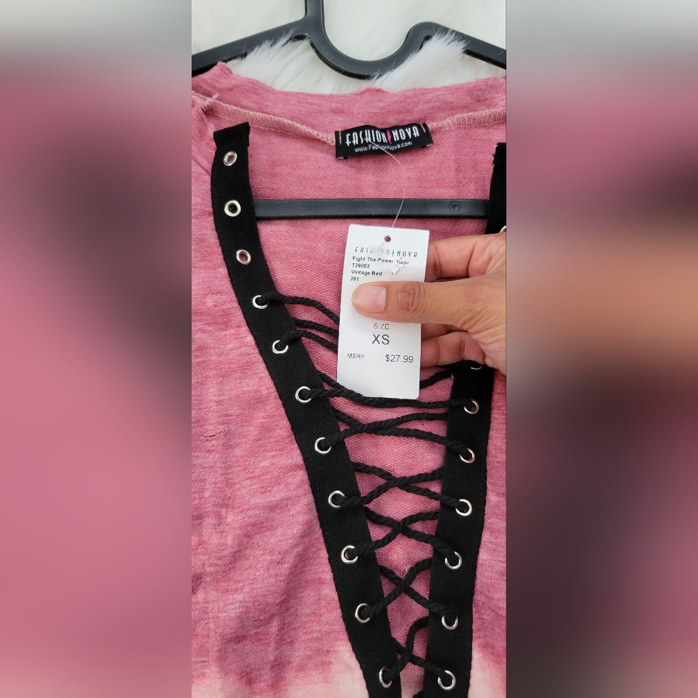 T shirt Fashion Nova Baggy style